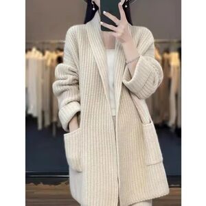 NWT Oversized Cardigan Sweater Autumn/winter CREAM Loose-fit Warm & Trendy